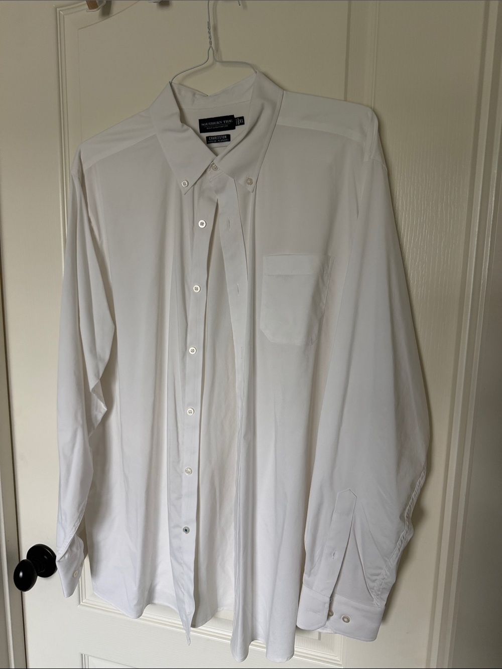 Southern Tide Men's White Button-Down Dress Shirt with Chest Pocket